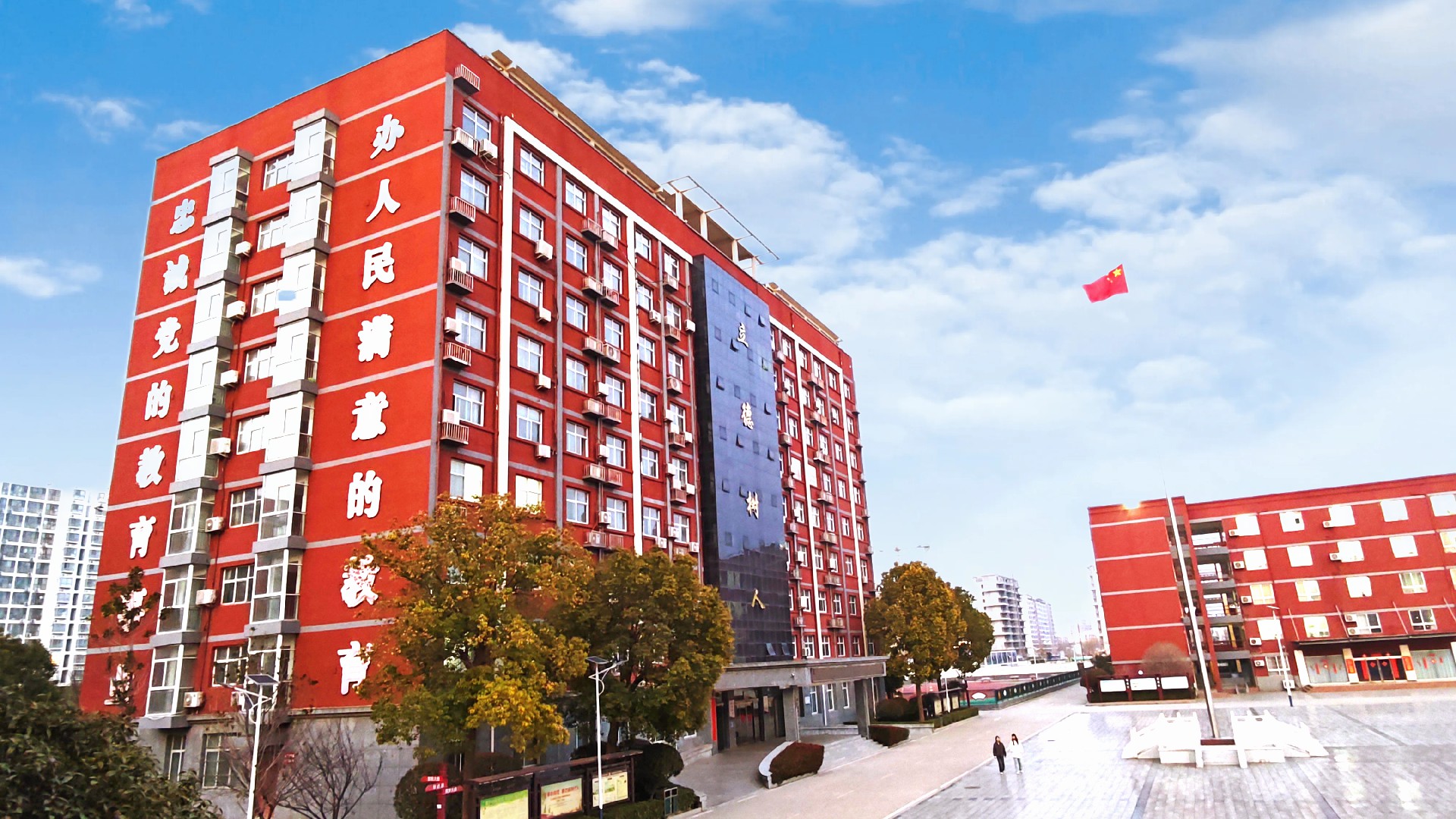 右边下面图片